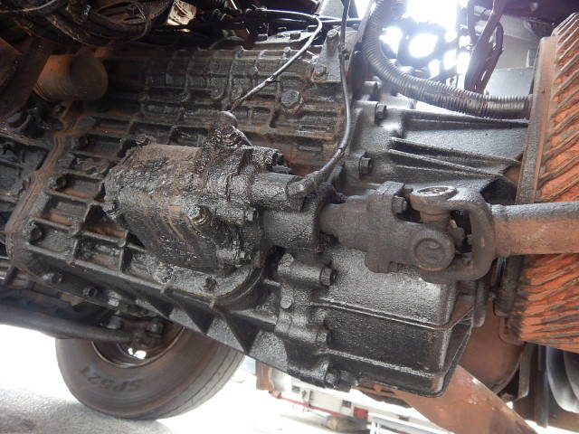 UDトラックスその他の車種深ダンプ（土砂禁ダンプ）大型（10t）[写真08]