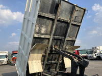 日野レンジャー深ダンプ（土砂禁ダンプ）中型（4t）[写真18]