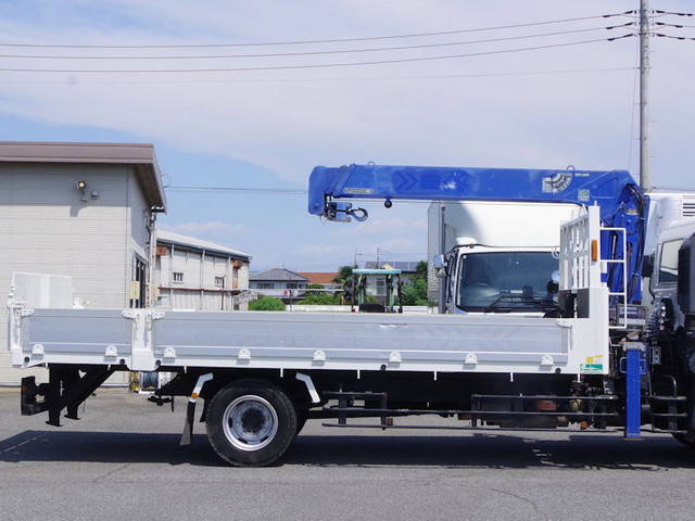 日野レンジャーセーフティクレーン3段増トン（6t・8t）[写真12]