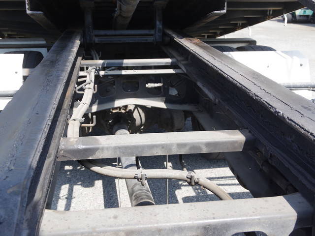 日野レンジャーセーフティクレーン3段増トン（6t・8t）[写真21]