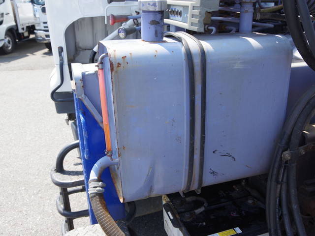 日野レンジャーセーフティクレーン3段増トン（6t・8t）[写真29]