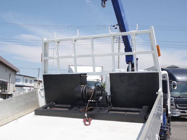 日野レンジャーセーフティクレーン3段増トン（6t・8t）[写真06]