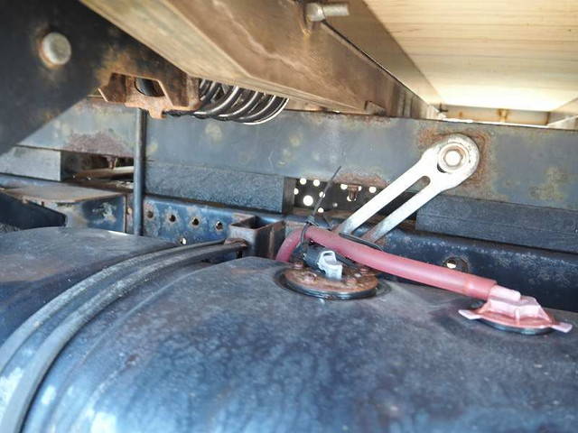 いすゞエルフクレーン4段小型（2t・3t）[写真27]