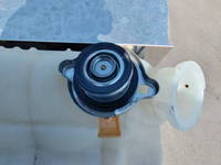 UDトラックスクオントレーラーヘッド（トラクターヘッド）大型（10t）[写真14]