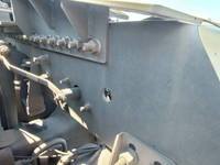 UDトラックスクオントレーラーヘッド（トラクターヘッド）大型（10t）[写真17]