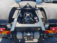 UDトラックスクオントレーラーヘッド（トラクターヘッド）大型（10t）[写真07]