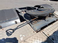 UDトラックスクオントレーラーヘッド（トラクターヘッド）大型（10t）[写真08]