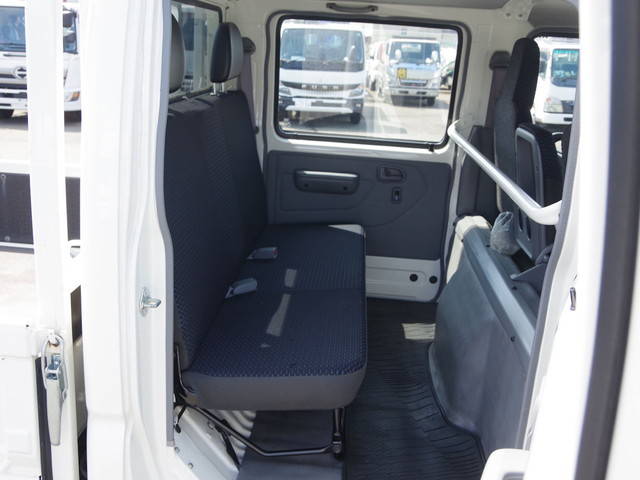 日野デュトロダブルキャブ（Wキャブ）小型（2t・3t）[写真20]