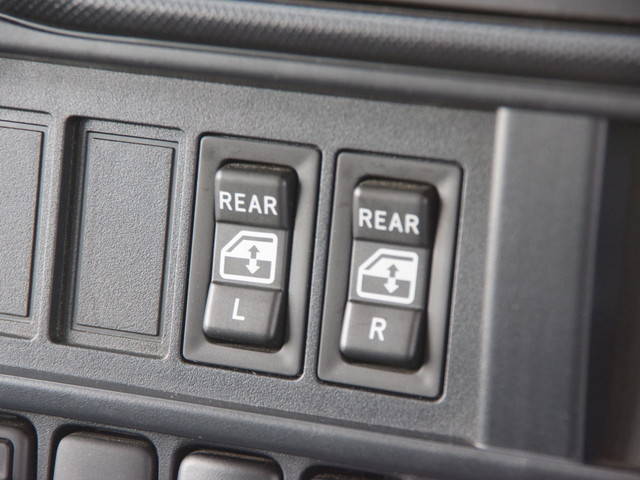 日野デュトロダブルキャブ（Wキャブ）小型（2t・3t）[写真21]