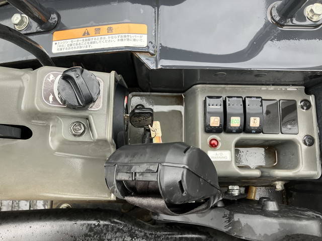 ヤンマーミニユンボ（ミニバックホー）[写真15]