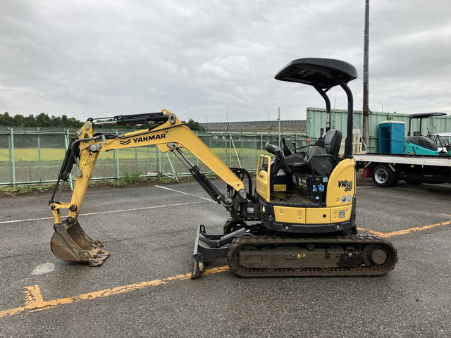 ヤンマーミニユンボ（ミニバックホー）[写真05]
