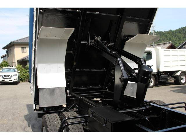 いすゞフォワードダンプ中型（4t）[写真16]