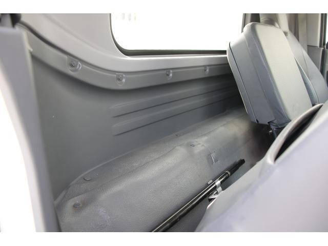 いすゞフォワードダンプ中型（4t）[写真36]