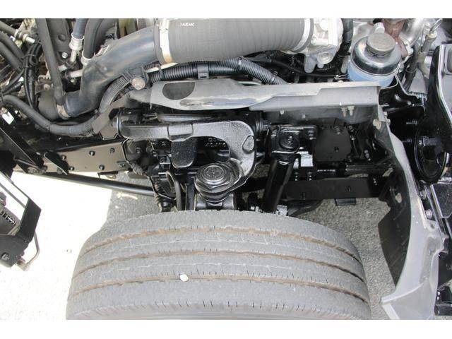 いすゞエルフパネルバン小型（2t・3t）[写真11]