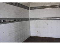 いすゞエルフパネルバン小型（2t・3t）[写真16]