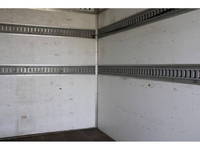 いすゞエルフパネルバン小型（2t・3t）[写真17]