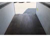 いすゞエルフパネルバン小型（2t・3t）[写真19]