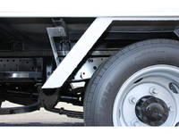 いすゞエルフパネルバン小型（2t・3t）[写真22]