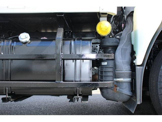 いすゞエルフパネルバン小型（2t・3t）[写真22]