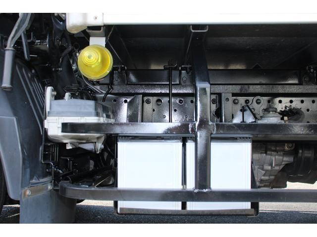 いすゞエルフパネルバン小型（2t・3t）[写真23]