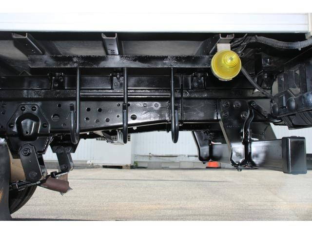 いすゞエルフパネルバン小型（2t・3t）[写真25]