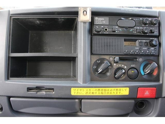 いすゞエルフパネルバン小型（2t・3t）[写真30]