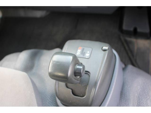 いすゞエルフパネルバン小型（2t・3t）[写真33]