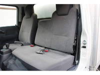 いすゞエルフパネルバン小型（2t・3t）[写真40]