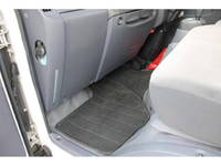 いすゞエルフパネルバン小型（2t・3t）[写真41]