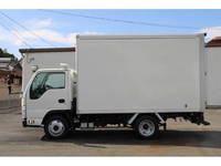 いすゞエルフパネルバン小型（2t・3t）[写真05]