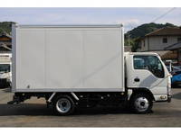 いすゞエルフパネルバン小型（2t・3t）[写真06]