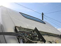 いすゞエルフパネルバン小型（2t・3t）[写真09]