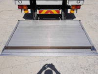 いすゞフォワードアルミウイング中型（4t）[写真11]