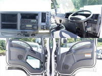 いすゞフォワードアルミウイング中型（4t）[写真20]