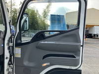 三菱ふそうキャンター平ボディ小型（2t・3t）[写真31]