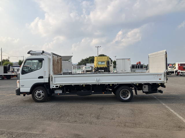 三菱ふそうキャンター平ボディ小型（2t・3t）[写真05]