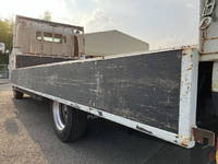 三菱ふそうキャンター平ボディ小型（2t・3t）[写真09]