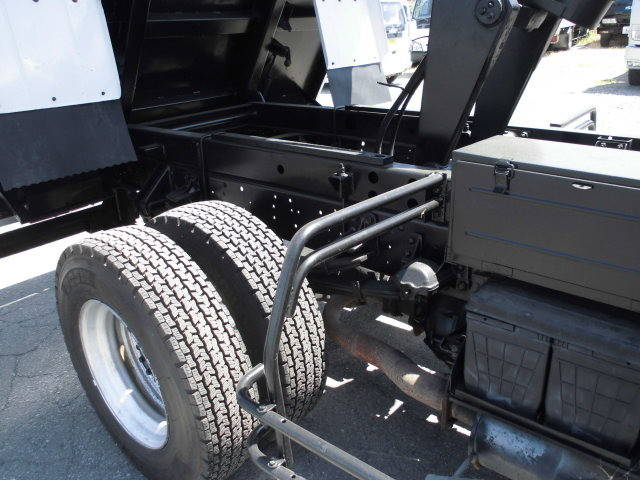 いすゞフォワードダンプ中型（4t）[写真10]