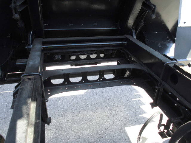 いすゞフォワードダンプ中型（4t）[写真13]