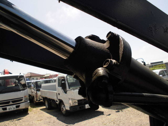 いすゞフォワードダンプ中型（4t）[写真14]