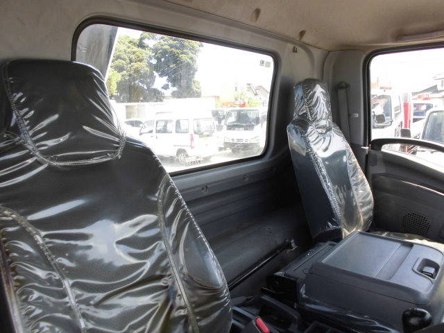 いすゞフォワードダンプ中型（4t）[写真37]