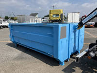 UDトラックスコンドルコンテナ専用車中型（4t）[写真12]