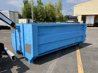 UDトラックスコンドルコンテナ専用車中型（4t）[写真13]