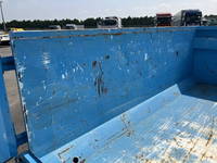 UDトラックスコンドルコンテナ専用車中型（4t）[写真15]