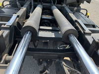 UDトラックスコンドルコンテナ専用車中型（4t）[写真19]