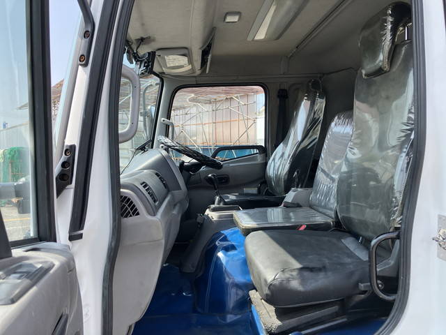 UDトラックスコンドルコンテナ専用車中型（4t）[写真32]