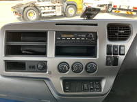 UDトラックスコンドルコンテナ専用車中型（4t）[写真38]