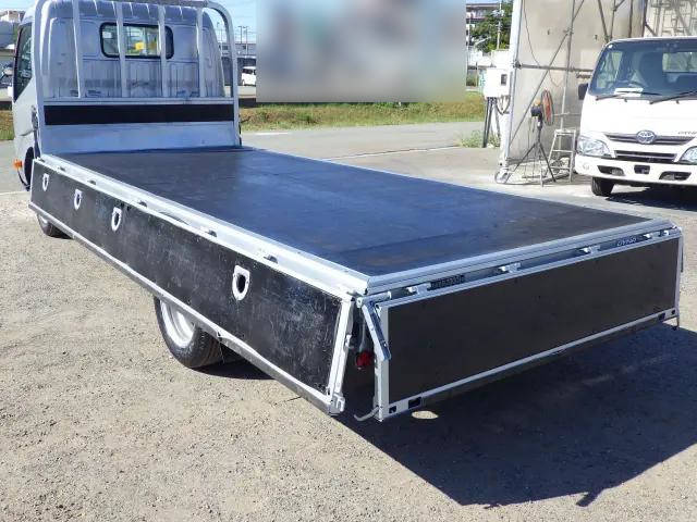 トヨタダイナ平ボディ小型（2t・3t）[写真19]