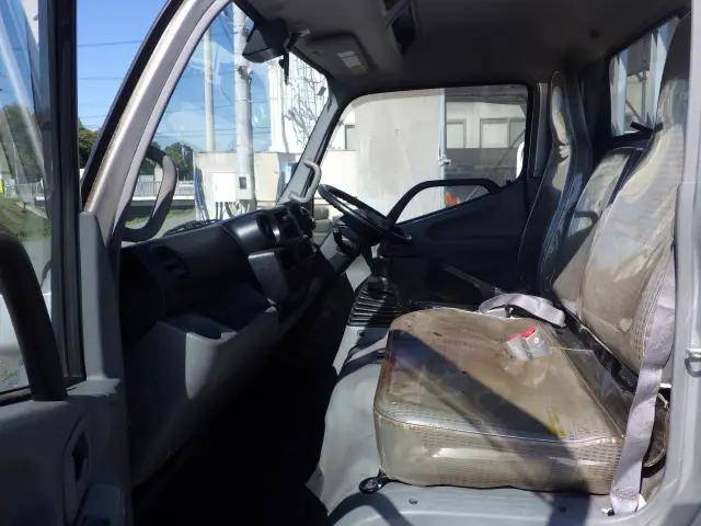 トヨタダイナ平ボディ小型（2t・3t）[写真08]