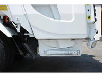 いすゞエルフパッカー車（塵芥車）小型（2t・3t）[写真21]